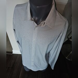 Mizzen+Main Large Anti-wrinkle Long Sleeve Button-down Shirt